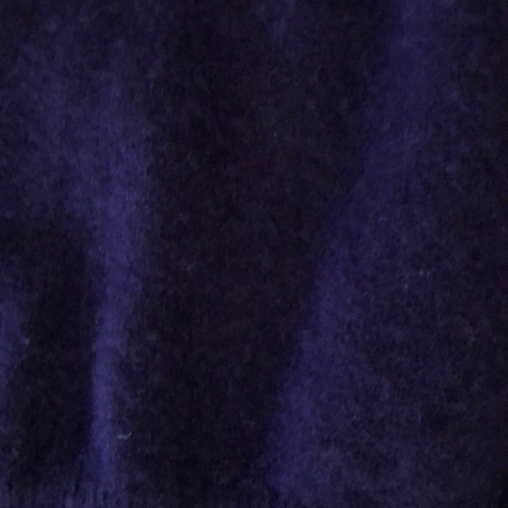 Sweater - Picture 3 of 3